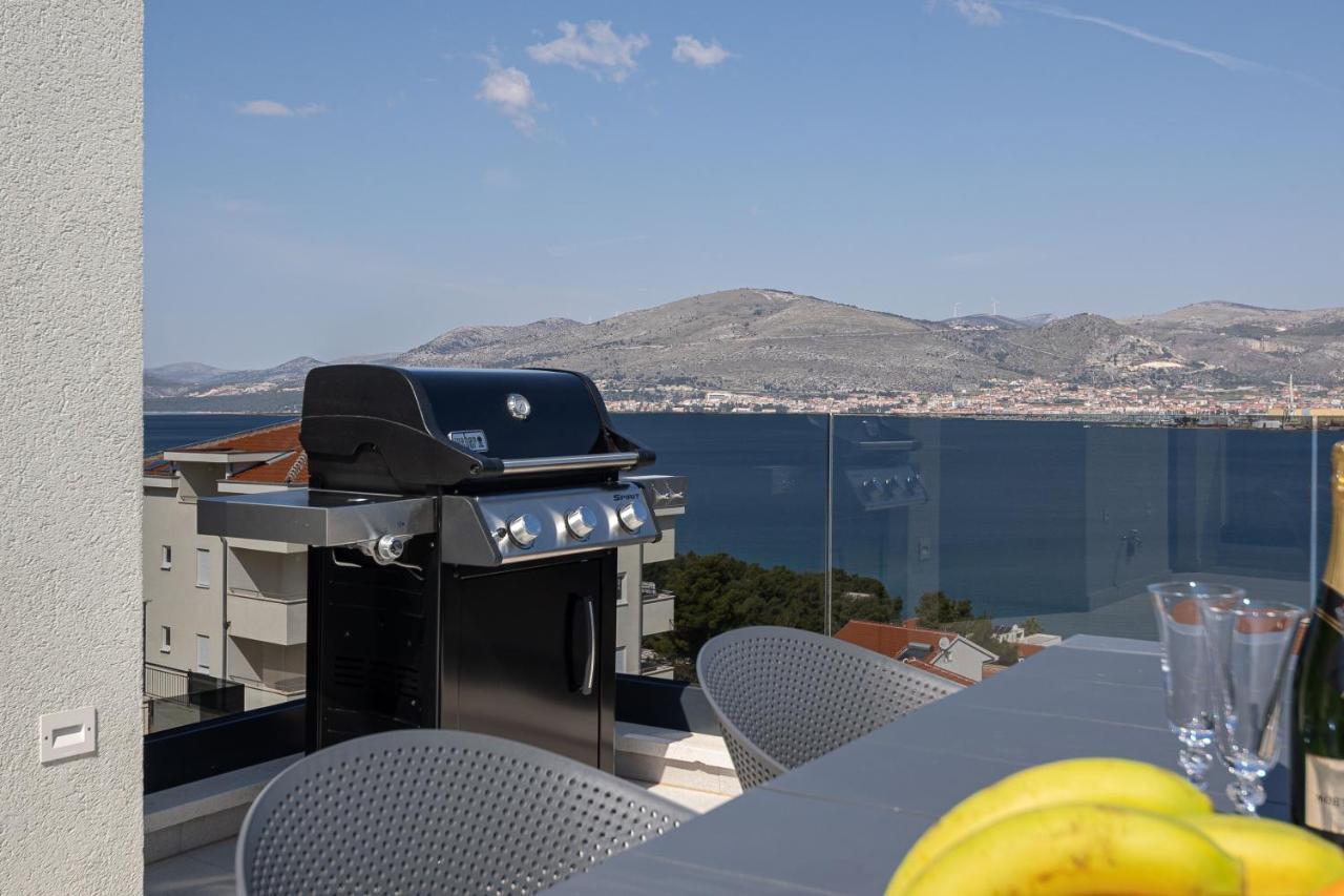 Villa 360 *